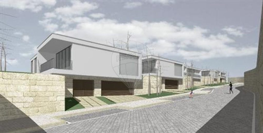 Terreno em Lamelas e Guimarei, Santo Tirso